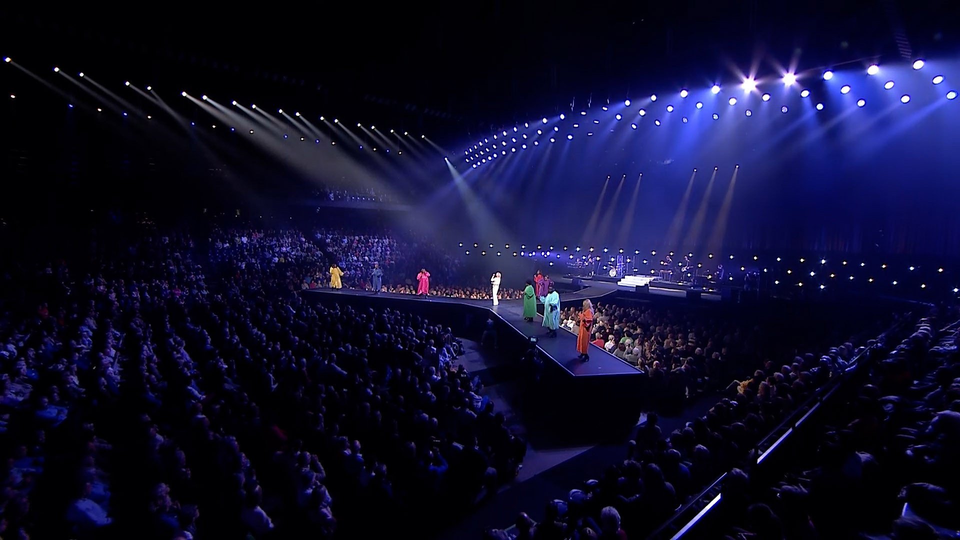 LiveGroup maakte een concertregistratie van 35 Years Dana Winner in de Lotto Arena in Antwerpen. 