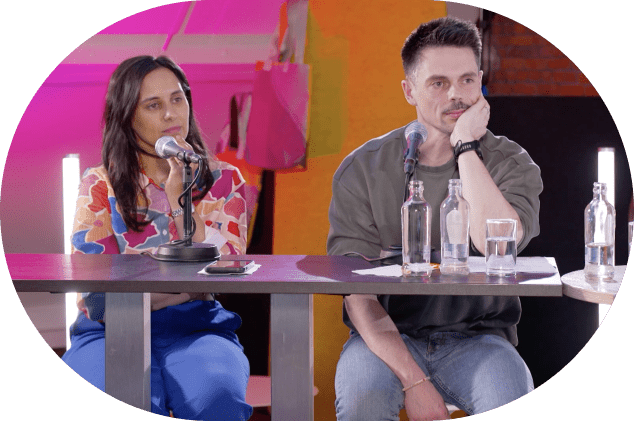 Video Podcast 10 days of creativity C-Mine Crib LiveGroup realiseerde de Video Podcast 10 days of creativity voor C-Mine Crib. Met 4 remote camera\'s en flightcase regieset. De podcast werd gebruikt op de online kanalen van C-Mine Crib.